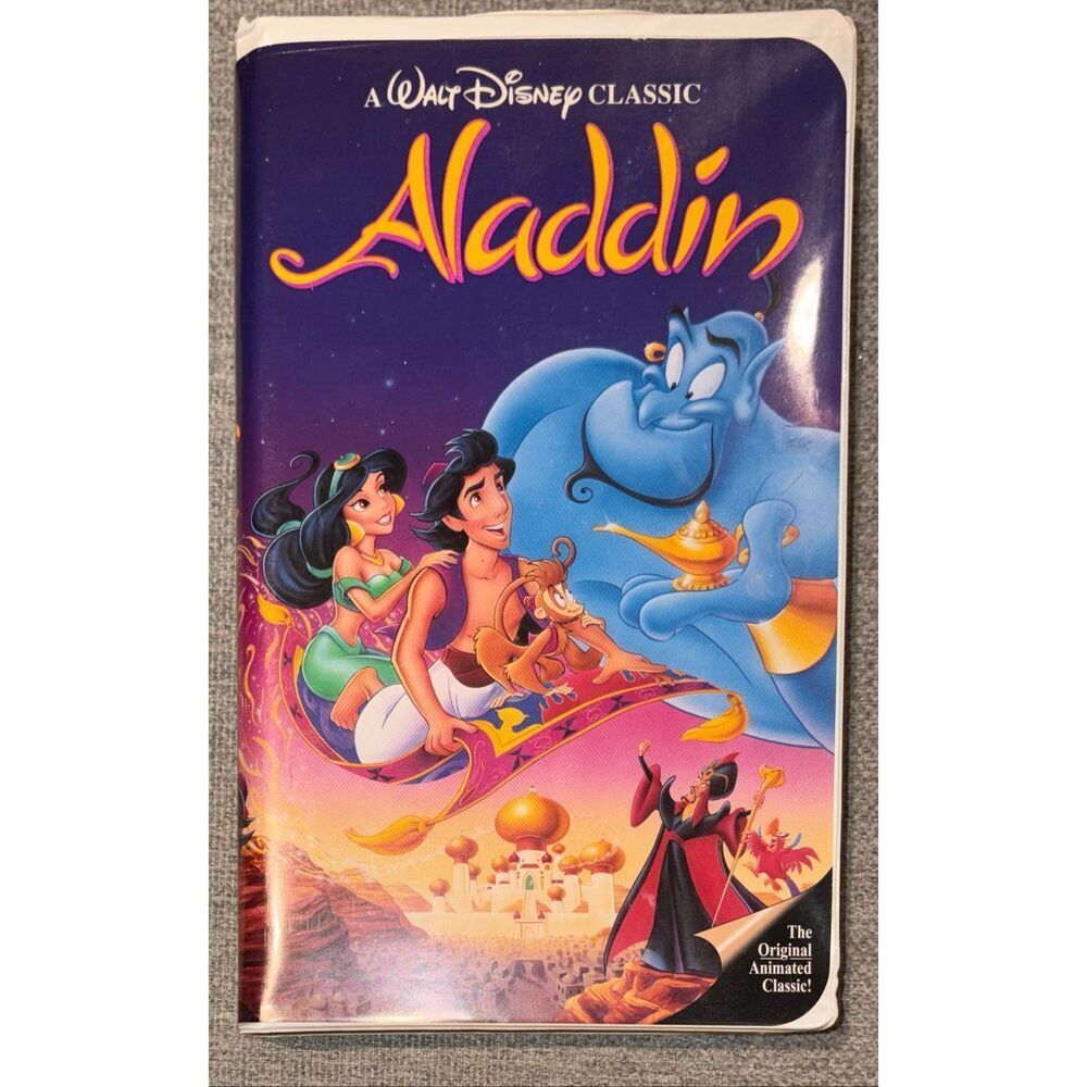 vintage Walt Disney Classics VHS tape of the movie Aladdin